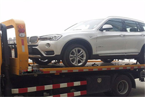 阿瓦提拖车24小时服务电话